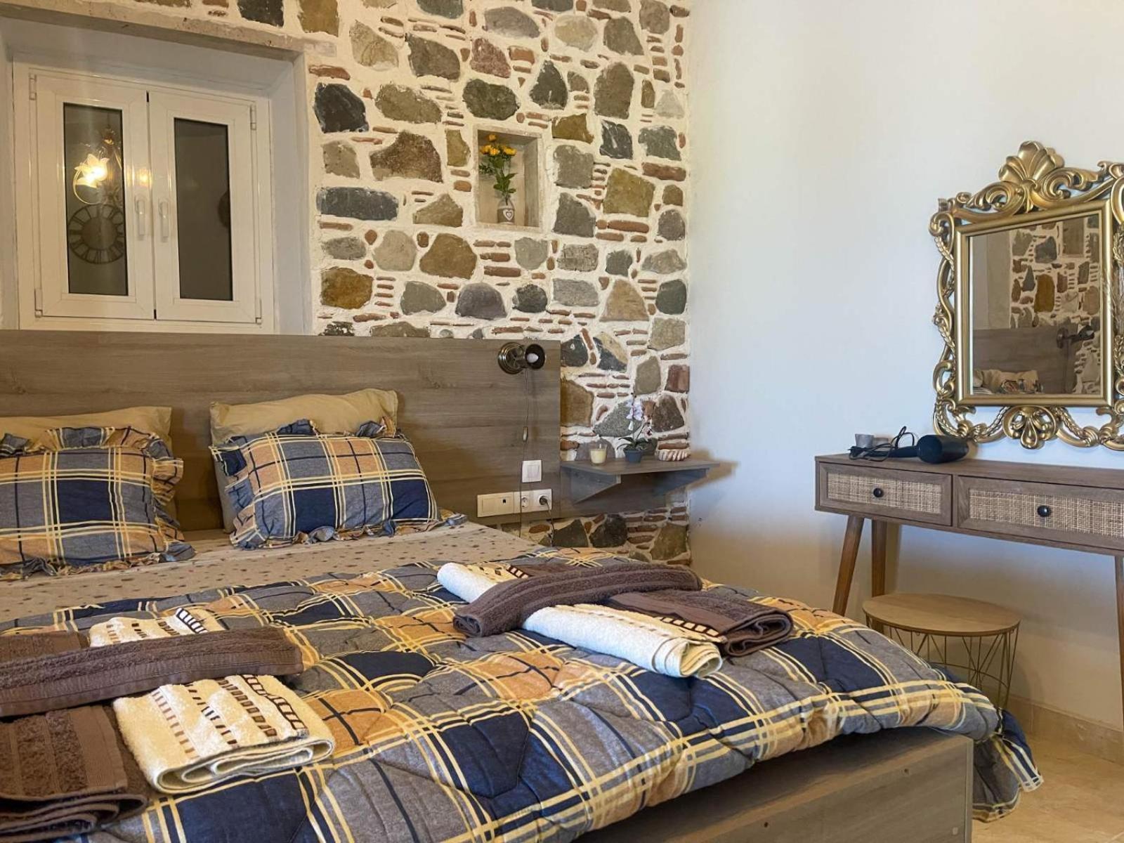 Kenny'S Villa Masztihári Kültér fotó